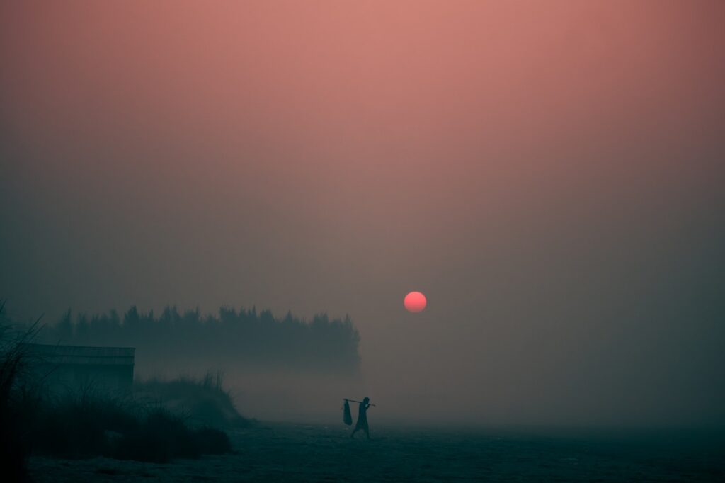 rising tension - Photo by Rahul Pandit for Pexels