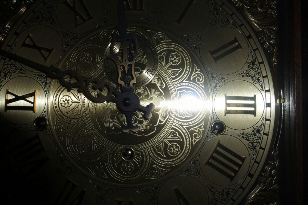 A clockface representing how to write a montage - photo by Brooke Campbell for Unsplash